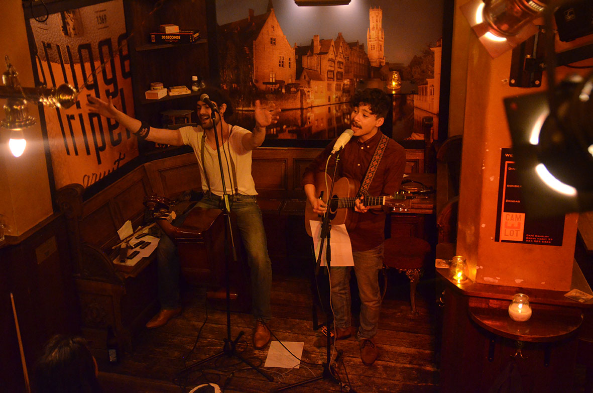 Dating cafe den haag